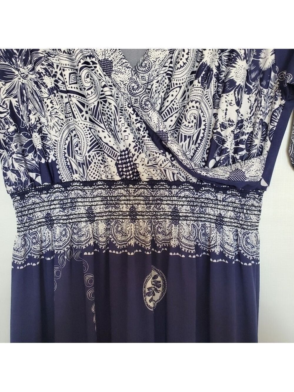 LAPOGEE MAXI DRESS FLORAL PAISLEY LIGHT-WEIGHT SOFT WHITE NAVY WOMENS ( L ) - Picture 7 of 10